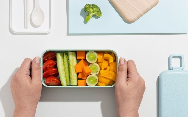 Na correria do dia a dia, o que fazer para cuidar da alimentação?