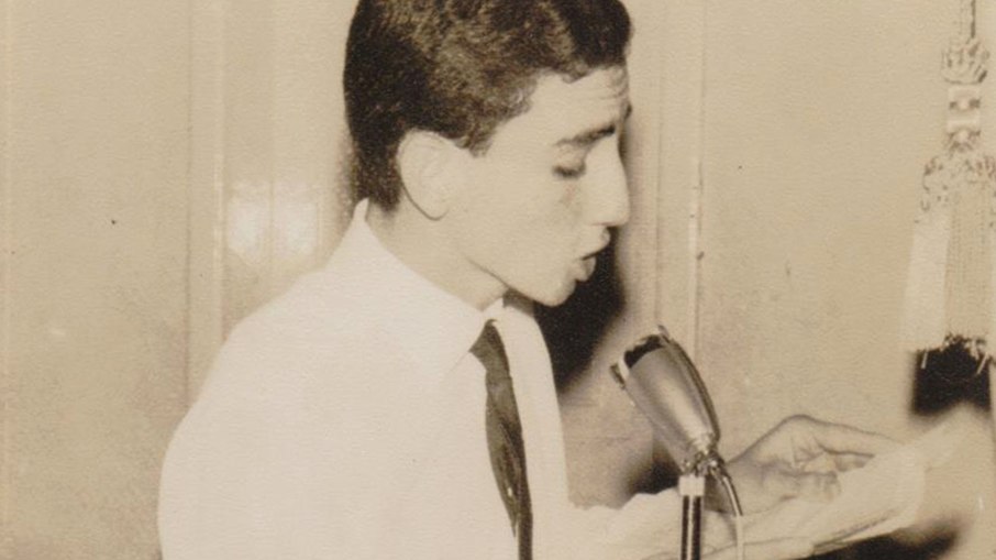 Patrus Ananias (PT) desde os 14 anos já era comprometido com as lutas democráticas e de resistência à ditadura
