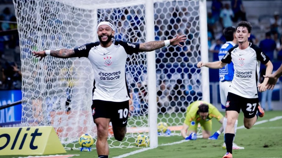 Corinthians venceu o Cruzeiro com gol de Memphis Depay