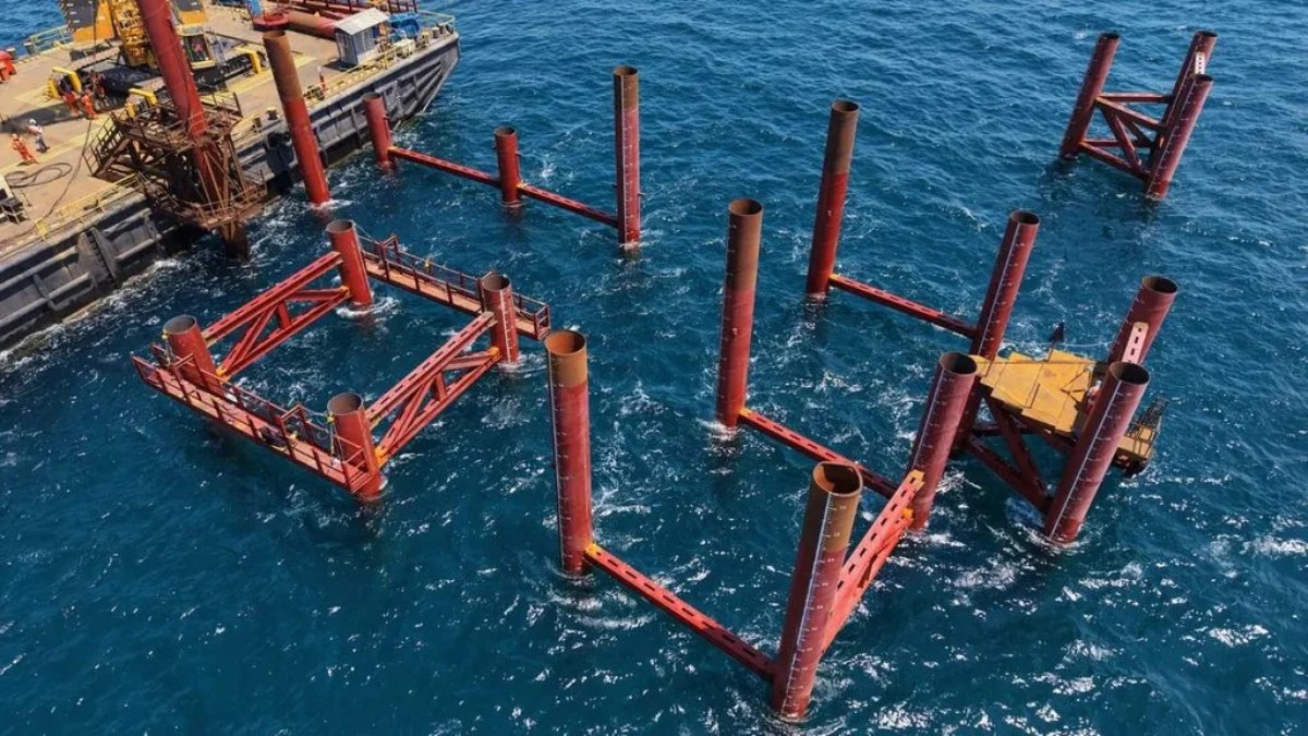 Ponte Salvador-Itaparica chega a 21 estacas e espera navio chinês - Foto