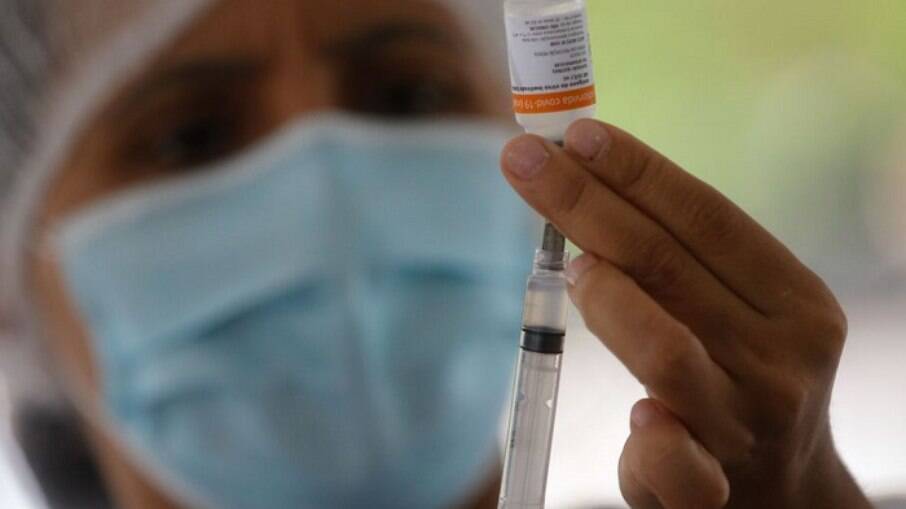 Covid-19: Mais de 10 milhões de pessoas receberam reforço da vacina