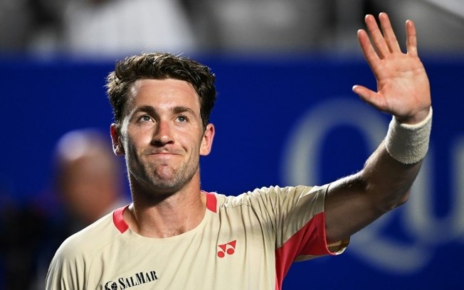 O tenista norueguês Casper Ruud durante uma partida no Aberto de Acapulco, no México, contra o francês Arthur Rinderknech, em 24 de fevereiro de 2025. O tenista norueguês Casper Ruud durante uma partida no Aberto de Acapulco, no México, contra o francês Arthur Rinderknech, em 24 de fevereiro de 2025.