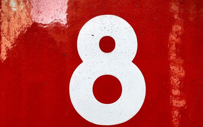 8 de Março não é por acaso: o que o Número 8 significa na Numerologia