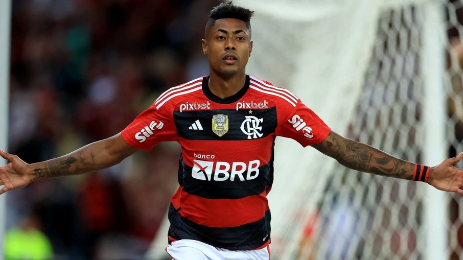 Bruno Henrique deve renovar contrato com o Flamengo