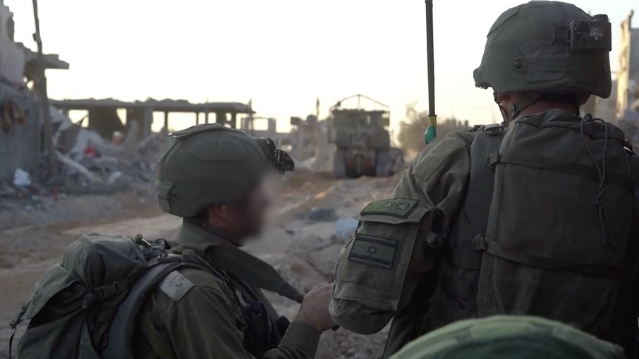 Israel divulga novas imagens das Forças de Defesa na Faixa de Gaza, durante incursões terrestres