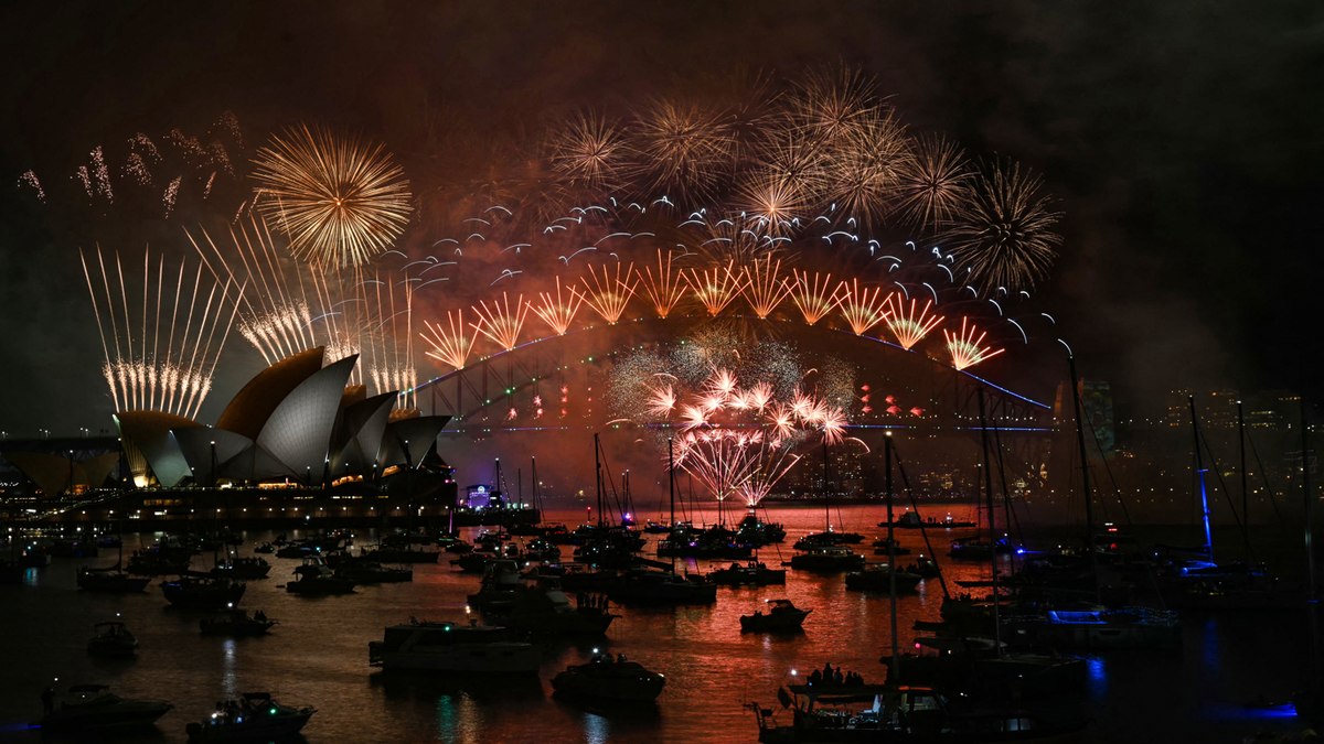 Sidney, na Austrália, celebrando a chegada de 2025