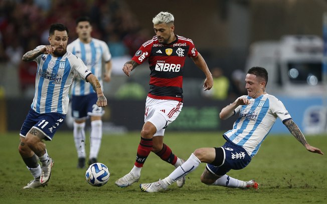 Palmeiras tem oferta recusada, e Racing define quanto quer por Aníbal Moreno