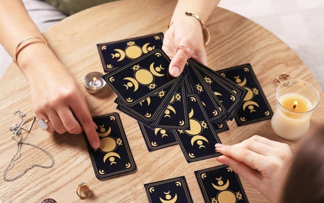 3 situações da vida em que o tarot pode ajudar