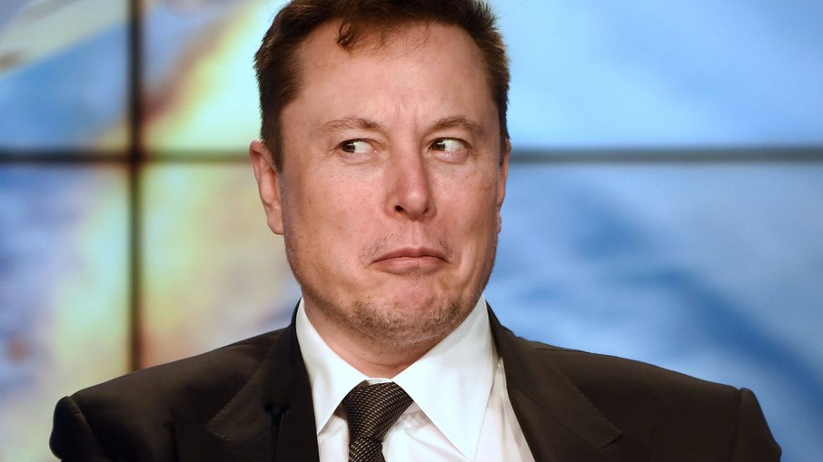 Elon Musk na TV derruba criptomoeda