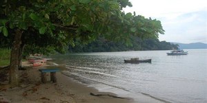 Corpo é encontrado após naufrágio durante ventania em Paraty