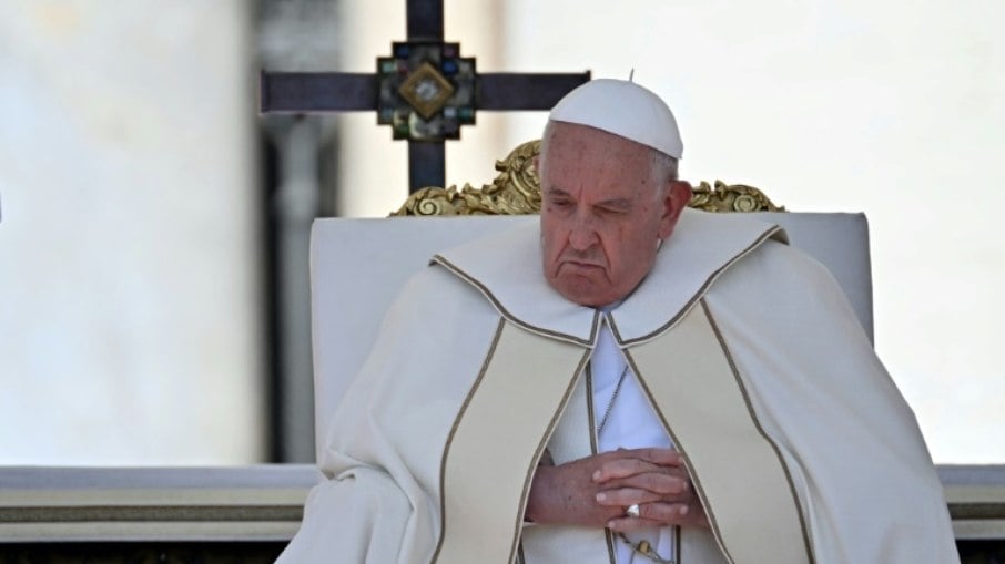 O papa Francisco teria usado ofensa para se referir a padres em seminários 