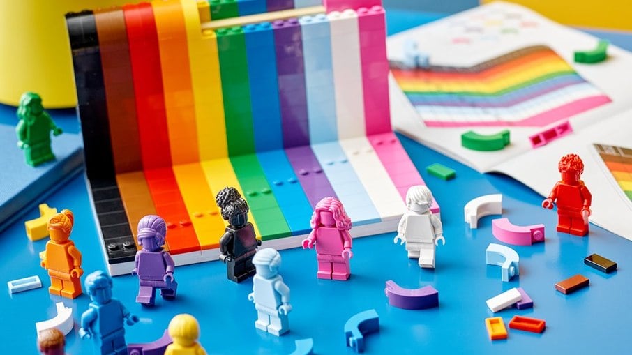 Kit 'Todos são Incríveis', lançado pela LEGO em 2021