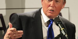Trump diz que Israel e Líbano negociam cessar-fogo nesta quinta