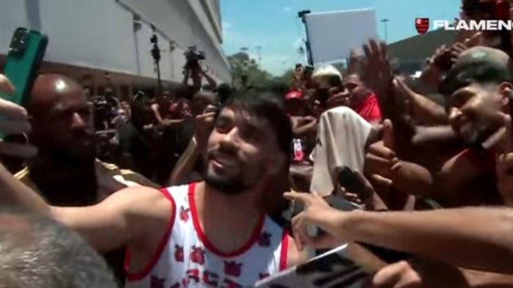 Paquetá lembra drama pessoal e se emociona no retorno ao Flamengo