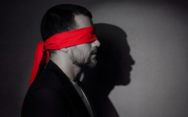 Projeto Mënez utiliza inteligência artificial para desenvolver álbum conceitual