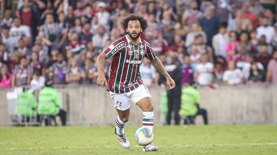 Marcelo durante partida do Fluminense