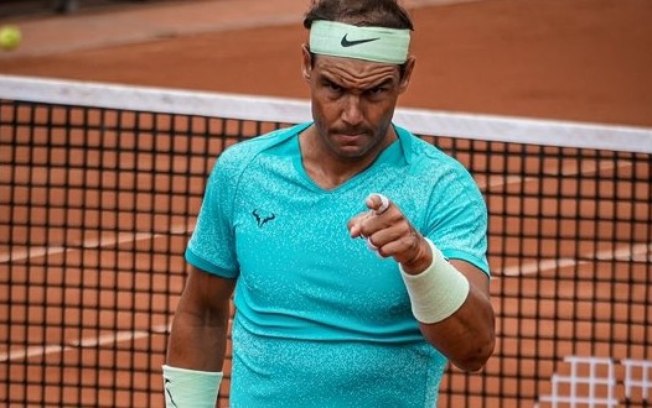 Nadal vira maratona contra Navone e vai à semi em Bastad