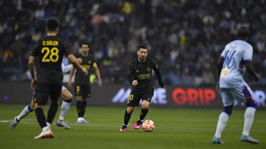 Messi marcou o primeiro gol do PSG na partida
