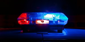 Trisal é preso suspeito de manter adolescente em cárcere privado