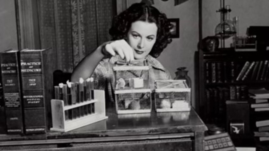 Hedy Lamarr - Reprodução/IMDb Hedy Lamarr - Reprodução/IMDb
