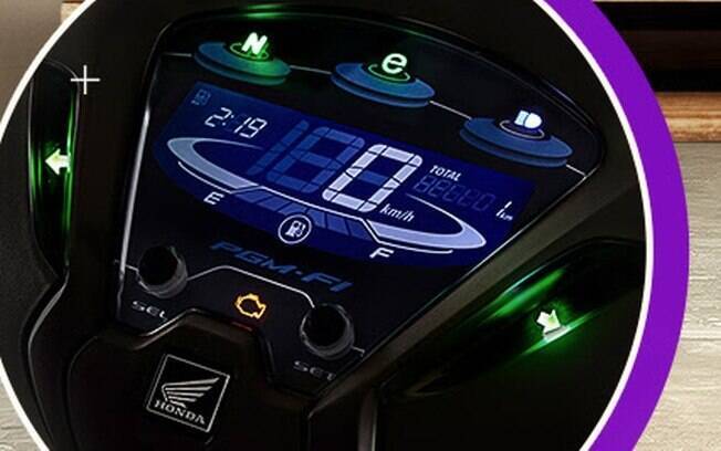 O mostrador digital marca o painel da Biz, mostrando que até a moto mais básica pode ser bem projetada