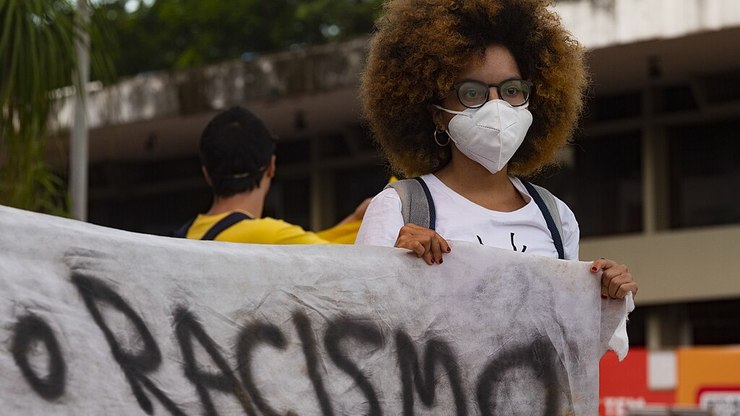 "Não tem embasamento", diz defesa de acusado de racismo reverso