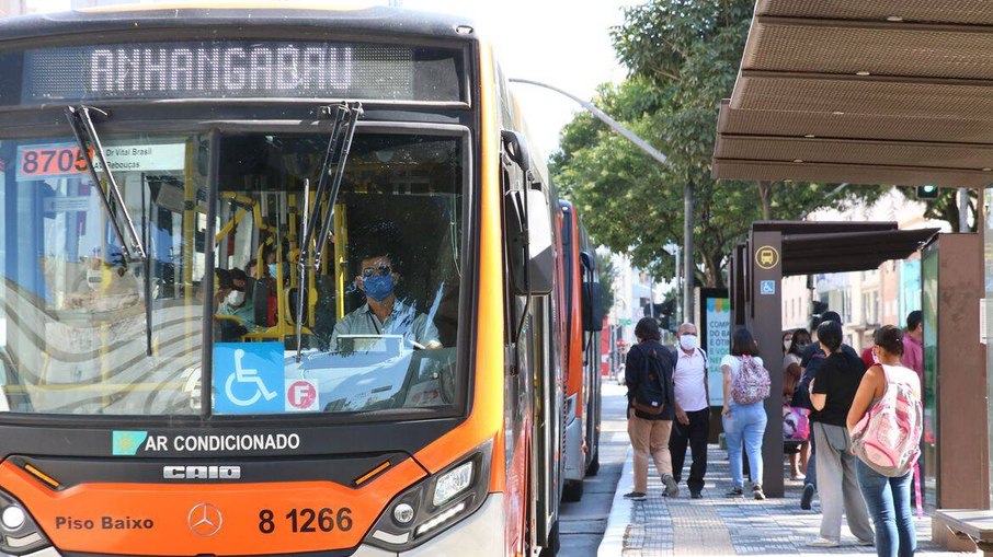 Ônibus não terão passe livre no domingo de eleição em Porto Alegre