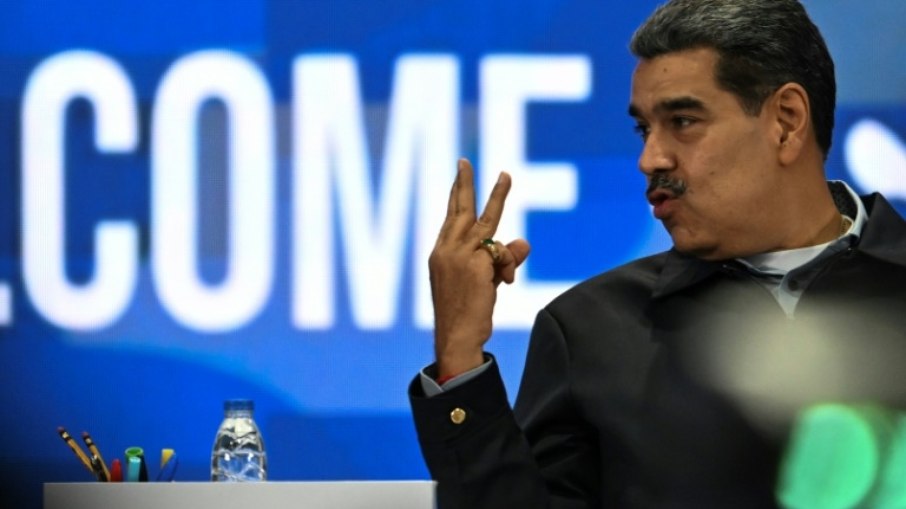 O presidente venezuelano, Nicolás Maduro, durante sessão de encerramento do Fórum Parlamentar Global Antifascista em Caracas, em 5 de novembro de 2024