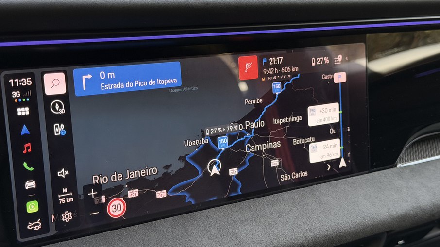 Porsche Connect calcula rota, autonomia disponível e pontos de recarga durante viagens de longa distância Porsche Connect calcula rota, autonomia disponível e pontos de recarga durante viagens de longa distância