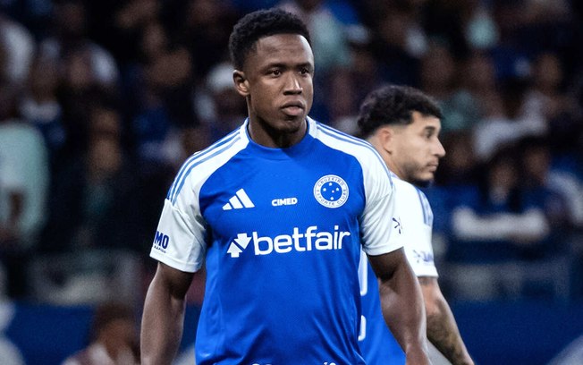 Cruzeiro terá apenas dois desfalques no clássico pela Copa do Brasil Cruzeiro terá apenas dois desfalques no clássico pela Copa do Brasil