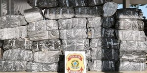 Polícia Federal apreende uma tonelada de maconha em rodovia