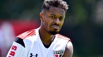 Palmeiras anuncia Michel Bastos; saiba como está a movimentação do mercado