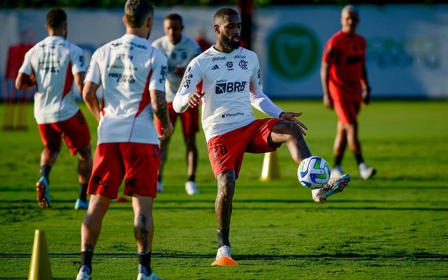 Gerson volta ao Flamengo após cumprir suspensão