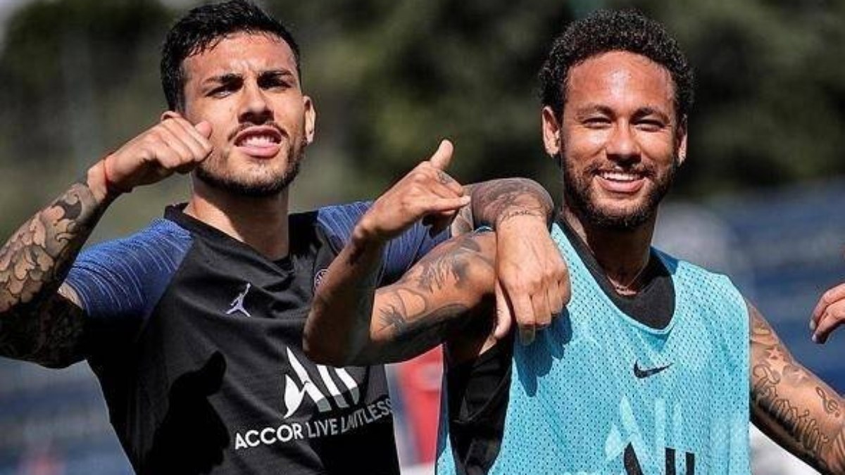 Neymar e Paredes