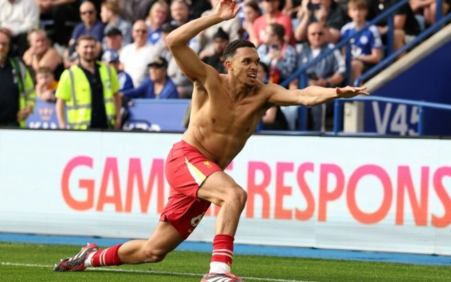 Premier League: Liverpool rebaixa Leicester e fica perto da taça Premier League: Liverpool rebaixa Leicester e fica perto da taça
