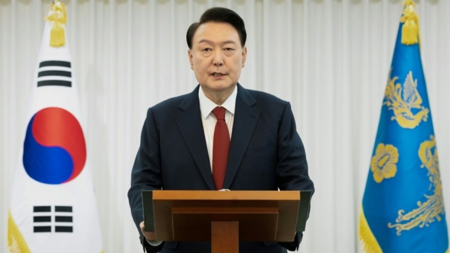 Foto do presidente sul-coreano destituído, Yoon Suk Yeol, tirada em 14 de dezembro de 2024