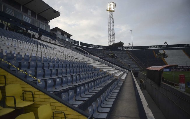 Alianza Lima volta a atuar em seu estádio e promete casa cheia diante do Fluminense