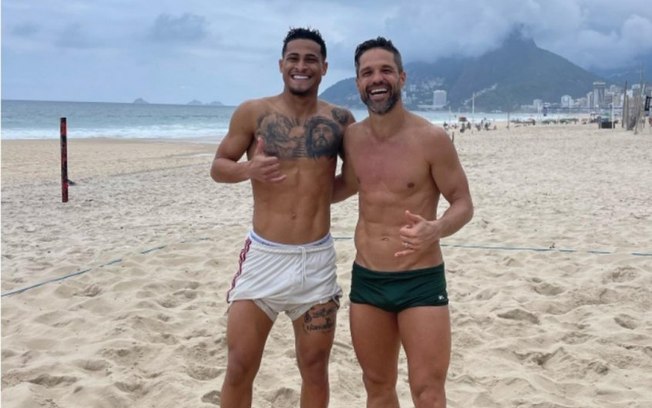 De folga, Diego joga futevôlei com Gomes e diz o porquê a joia do Flamengo o inspira