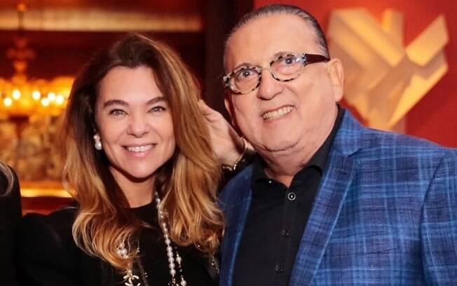 Desireé Soares e Galvão Bueno