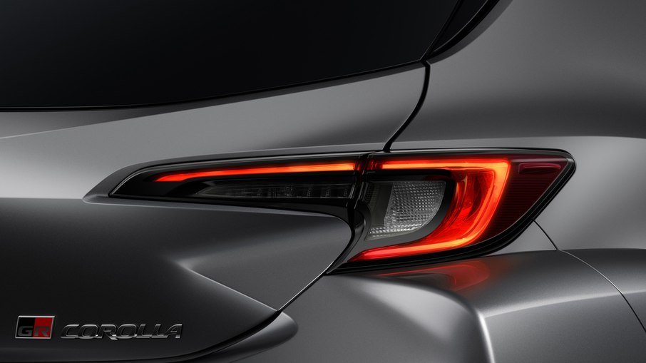 Lanterna traseira do novo Toyota GR Corolla apresentado no Festival Interlagos 2026 Lanterna traseira do novo Toyota GR Corolla apresentado no Festival Interlagos 2026