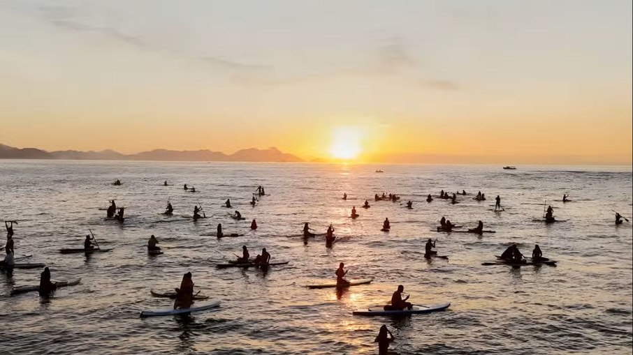 Stand Up Paddle ao amanhecer em Copacabana - Rio de Janeiro