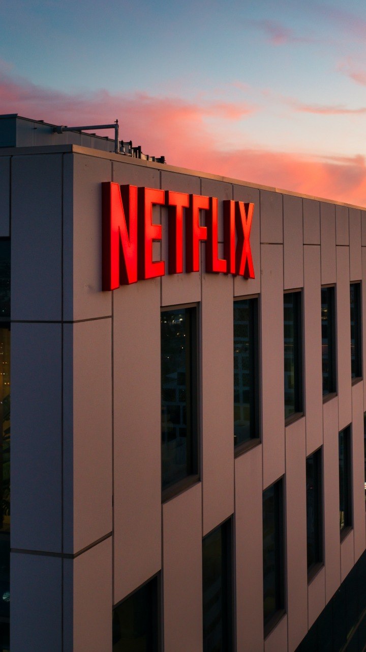 Netflix: Saiba como funciona, quanto custa e o que pode ver