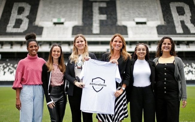 Botafogo lança campanha para aumentar segurança das mulheres no estádio
