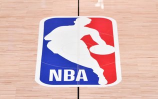 Finalistas do prêmio de MVP se enfrentam pelos playoffs da
NBA