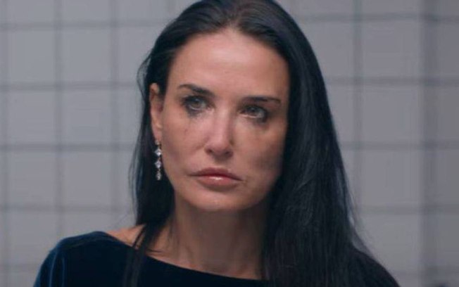 Demi Moore fala sobre peso de ser atriz mais bem paga dos anos 1990