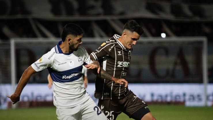 Campeão argentino vai de classificado à Liberta a ultimo colocado