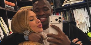 Virginia faz homenagem secreta a Vini Jr. na fantasia de carnaval