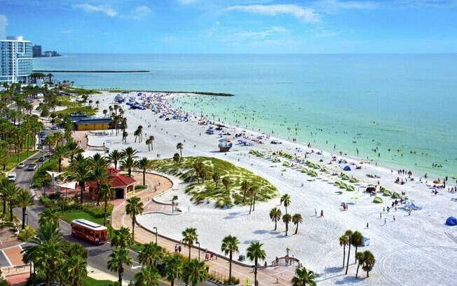 A Flórida também é conhecida pelas suas belas praias, que tal escapar dos parques e dar um pulinho para conhecer a Clearwater Beach? A Flórida também é conhecida pelas suas belas praias, que tal escapar dos parques e dar um pulinho para conhecer a Clearwater Beach?