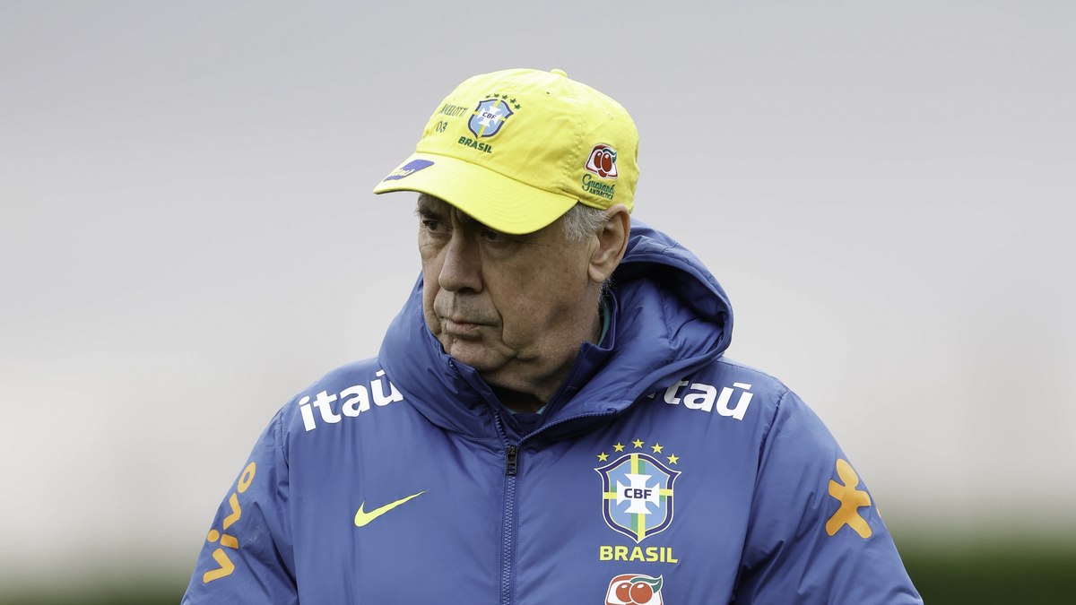 Ancelotti Revela Segredos da Seleção: Visão Clara para a Copa e Foco na Defesa!