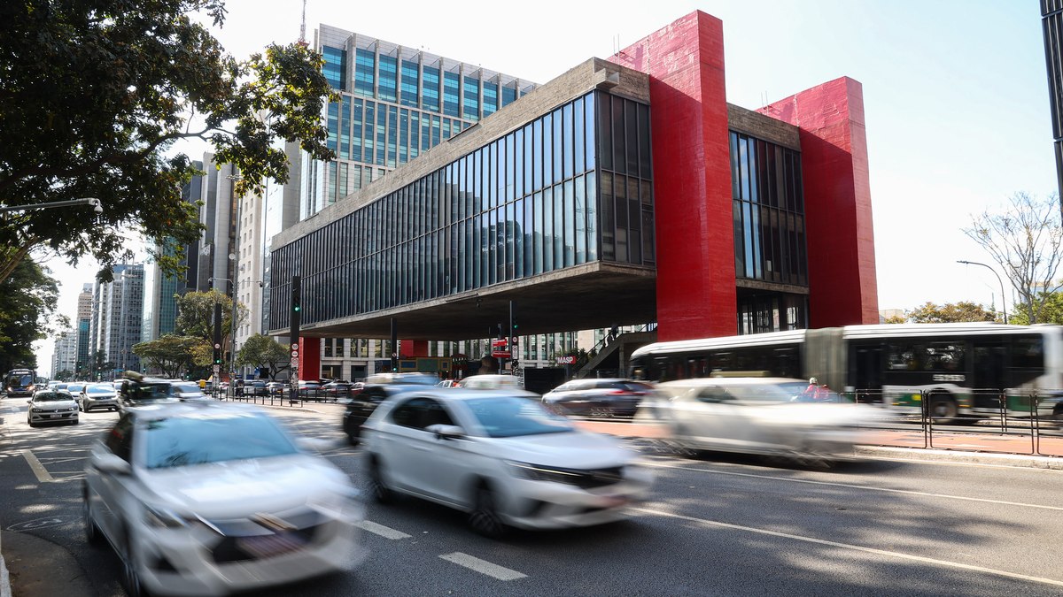 Clássico edifício Lina Bo Bardi, do MASP, na Avenida Paulista, em São Paulo